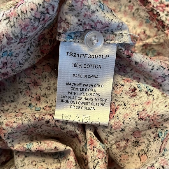 The Shirt Rochelle Behrens Elizabeth Size XL Button Up Ruffle Pink White Floral - Picture 9 of 10